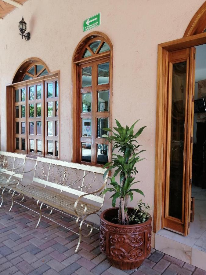 Hotel Providencia تالبا دي أليندي المظهر الخارجي الصورة